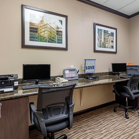 Comfort Inn & Suites Oklahoma City West - I-40 Экстерьер фото