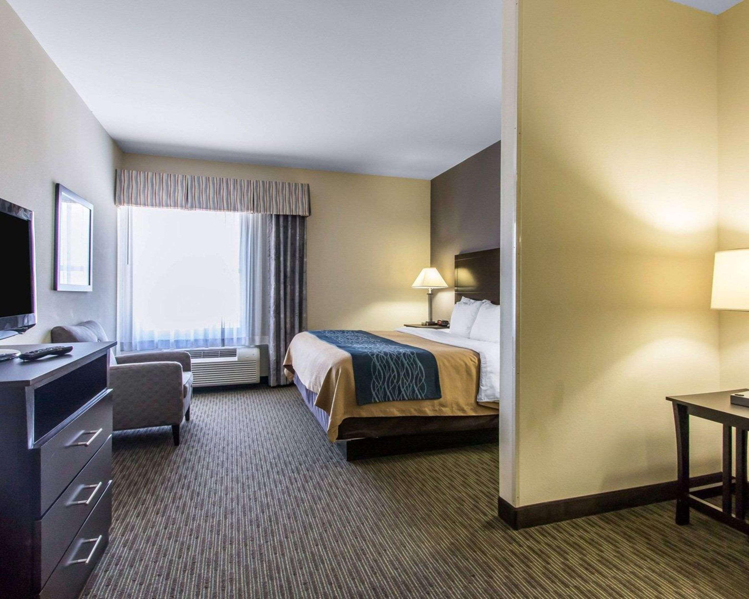 Comfort Inn & Suites Oklahoma City West - I-40 Экстерьер фото
