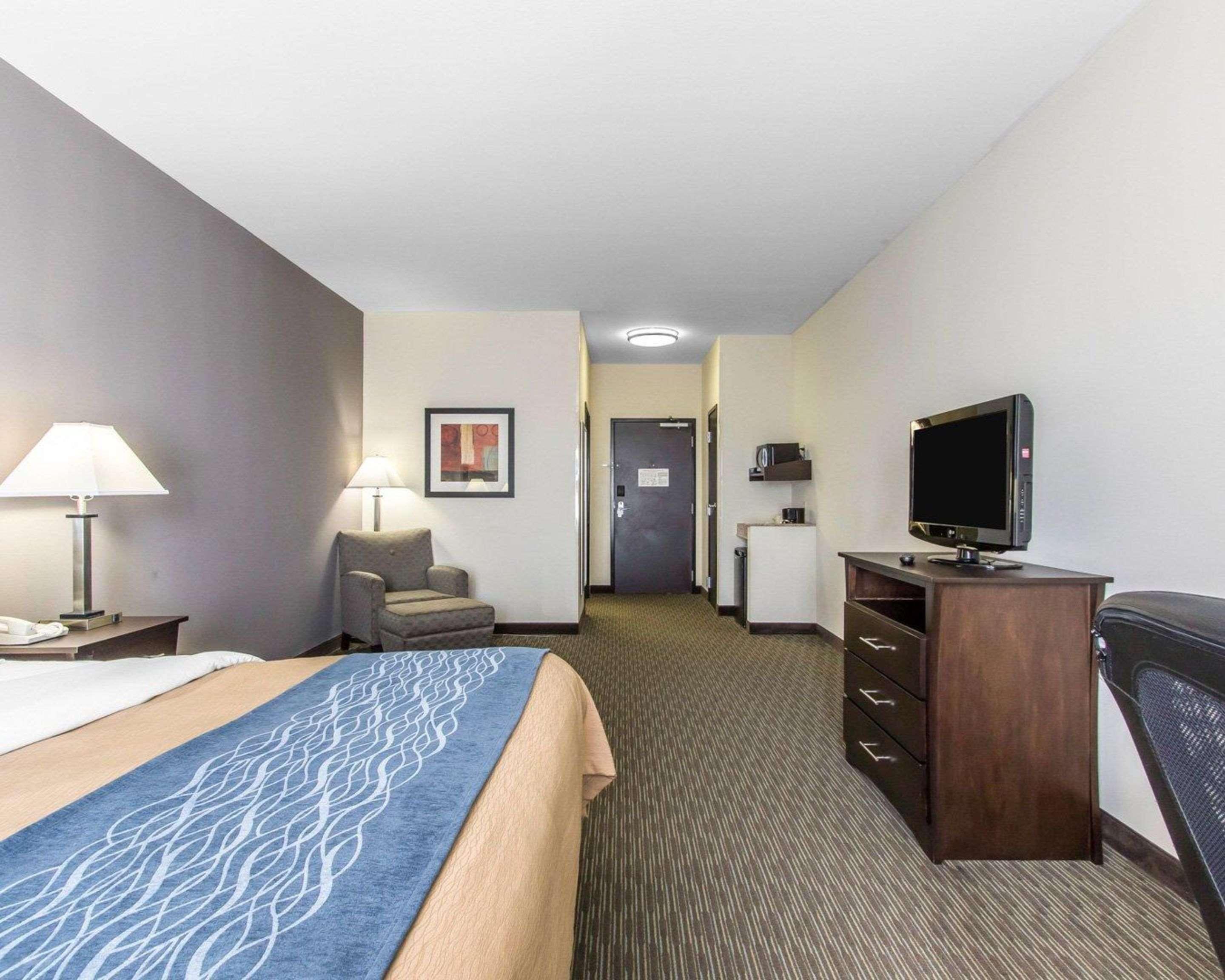 Comfort Inn & Suites Oklahoma City West - I-40 Экстерьер фото